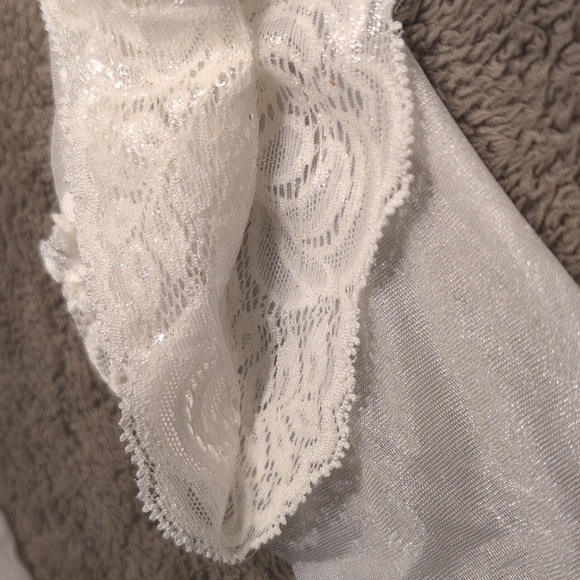 White Lace Sheer Thighs / Stockings - Picture 3 of 5